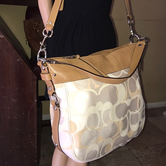 BIG  COACH HOBO - Picture 7 of 14